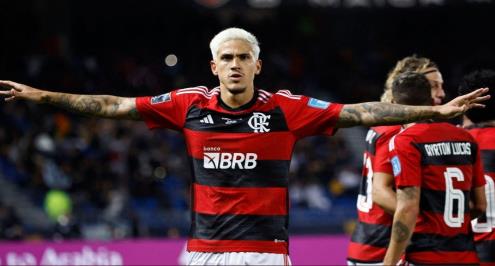 مدرب يضرب لاعبا.. كواليس مشادة "عنيفة" في فلامنجو وصلت إلى الشرطة (فيديو)